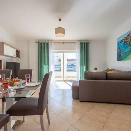 Apartamento Monarquia Apartment Quarteira